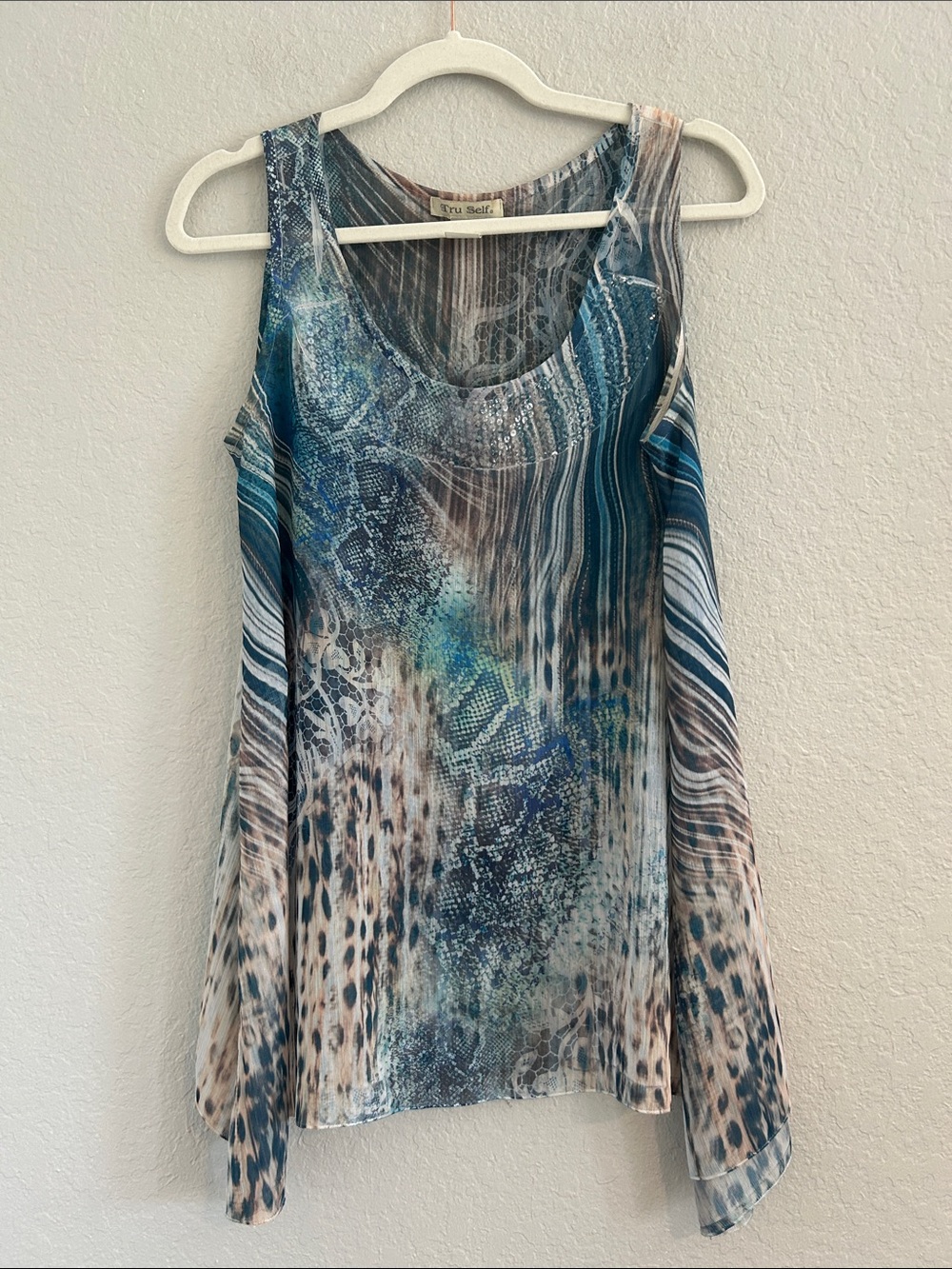 Tru Self Blue Multicolor Printed Scoop Neck Tank